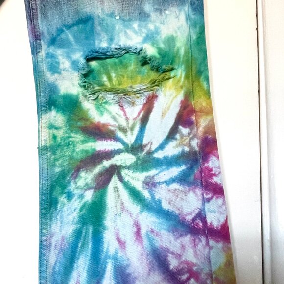 🎨 Custom Tie-Dye “Free Speech” Jeans – Boyfriend Fit – Size 8 – Summer Vibe! - Picture 2 of 6
